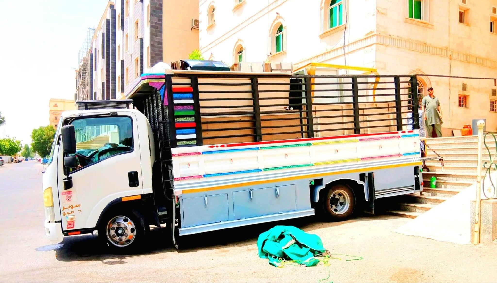 Professional shifting team in Saudi Arabia